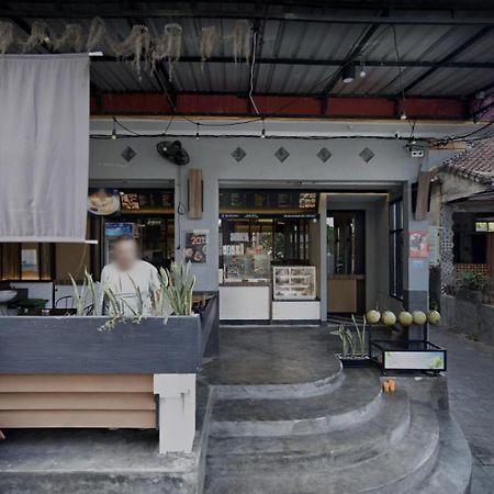 Cempaka 3 Losmen Kuta Lombok Exteriér fotografie